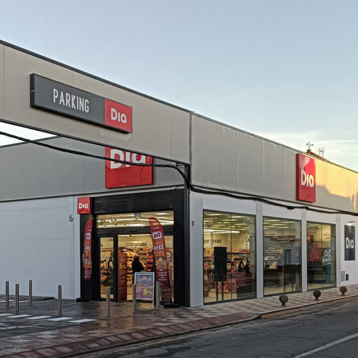 Dia crece en Andalucía con la apertura de una nueva tienda en el municipio de Brenes en Sevilla