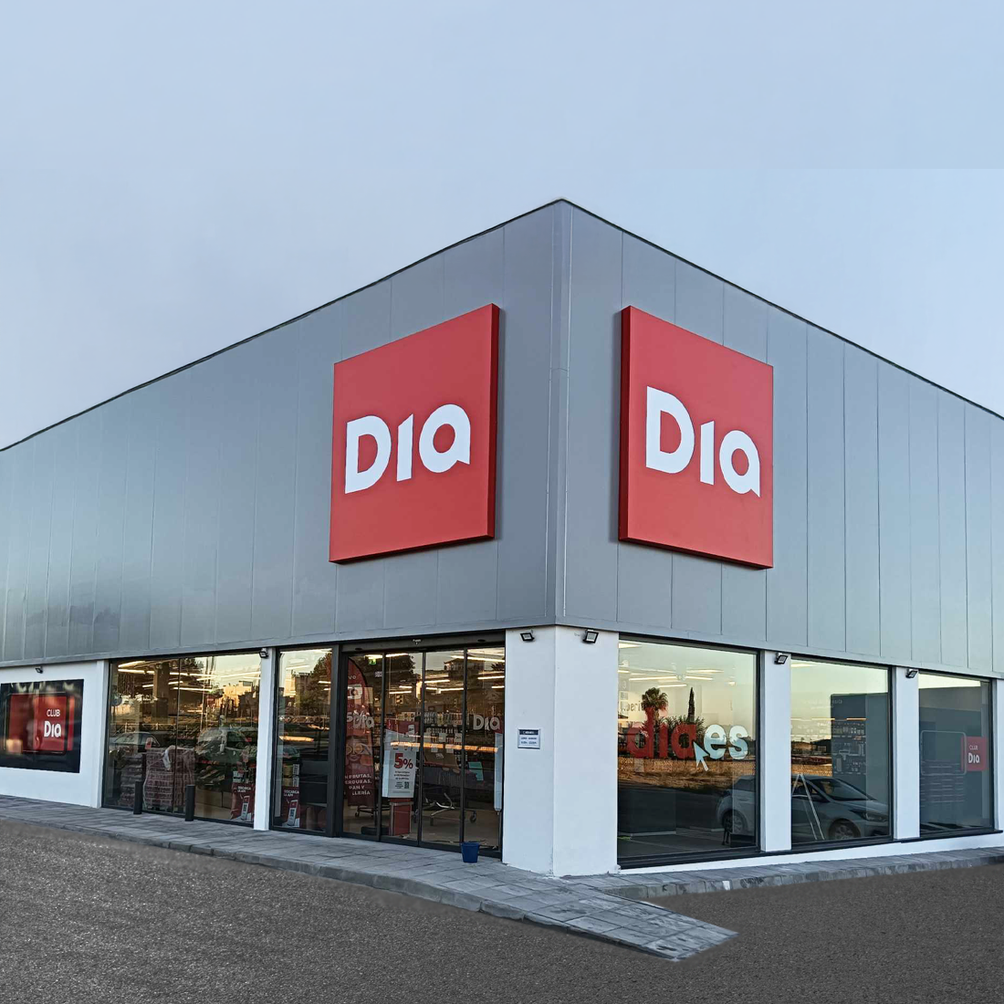 Dia refuerza su apuesta por Andalucía con la apertura de su primera tienda en el municipio de Aznalcázar