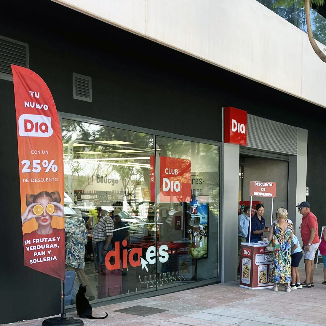 Dia refuerza su apuesta por Andalucía con la apertura de una nueva tienda en Estepona