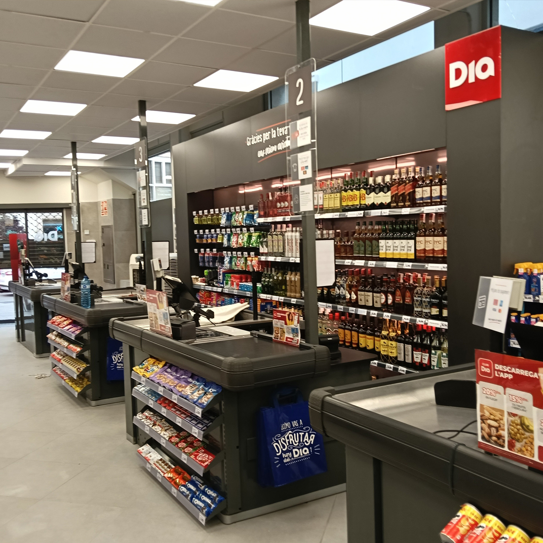 Dia crece en Barcelona con la apertura de cuatro nuevas tiendas